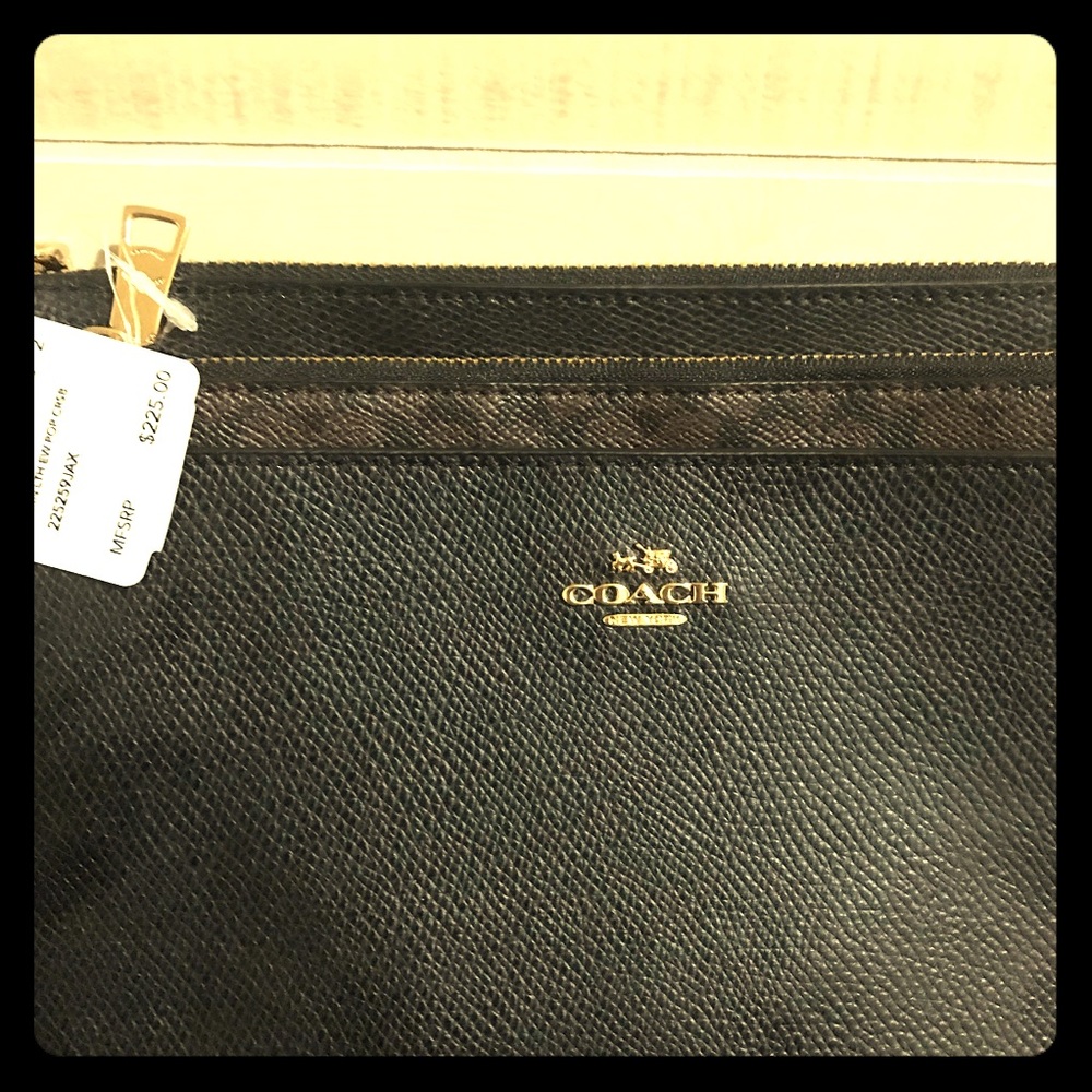 NWT Coach crossbody with clutch